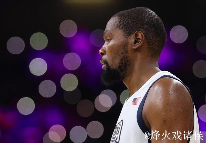 小贾巴里盛赞杜兰特职业态度,称其倾囊相授年轻球员 小贾巴里盛赞杜兰特职业态度,称其倾囊相授年轻球员